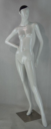 Manacanh  Nữ 075 - Nhựa Trắng  - Đứng chống tay phải bước chân trái lên trước